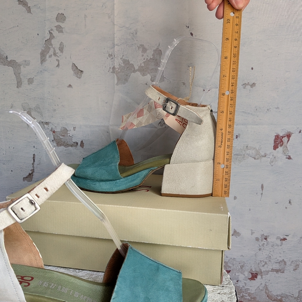 A.s.98 NWT/Box Sandals - Picture 11 of 15